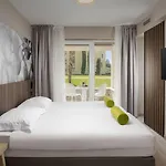 호텔 Garden Istra Plava Laguna 4*